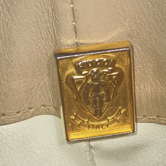💕VINTAGE RARE BALLOON GUCCI BAG💕 - Picture 6 of 8